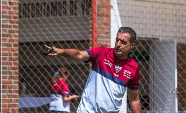 Fortaleza encara Grêmio fora de casa em jogo atrasado da Série A
