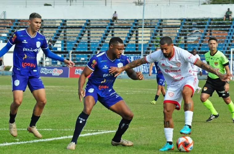 Monte Azul 1 x 0 Noroeste – Azulão vence e cola no líder do Grupo 1