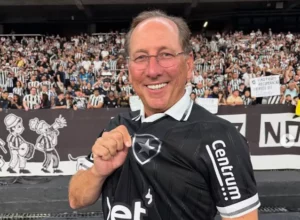 John Textor revela desejo de separar o Botafogo de empreendimentos da Europa