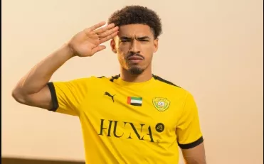 Adryelson acerta ida para o Al Wasl