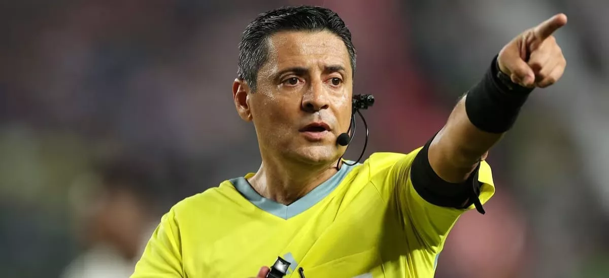 Iraniano naturalizado australiano é escolhido para apitar final do Mundial