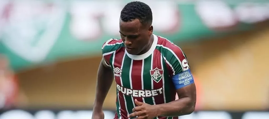 Wolverhampton mira a contratação de Arias, do Fluminense