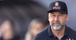 MP denuncia Augusto Melo no Caso Vai de Bet e sugere indenização de R$ 40 mi ao Corinthians