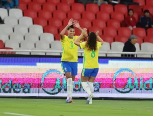 COPA AMÉRICA FEMININA: Brasil goleia Uruguai e está na grande final