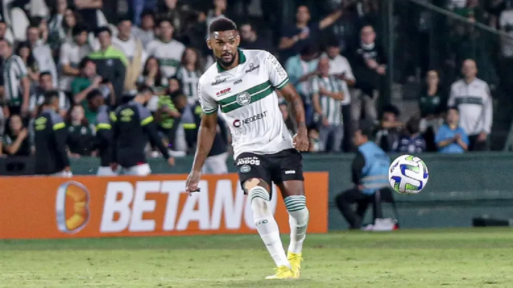 Série B: Zagueiro do Coritiba retorna de empréstimo 2 Foto: Divulgação/Coritiba