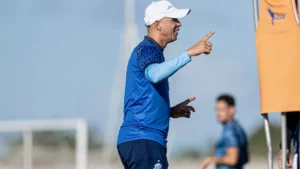 CSA busca força da torcida em jogo decisivo contra o Ferroviário