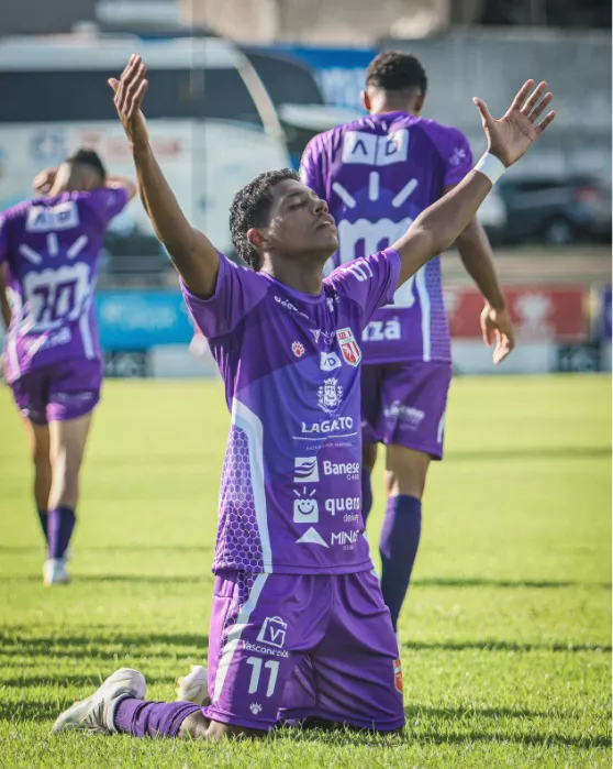 David comemora boa fase no Lagarto e alerta: "Mata-mata não permite erros" 2 CZ4eye9F image