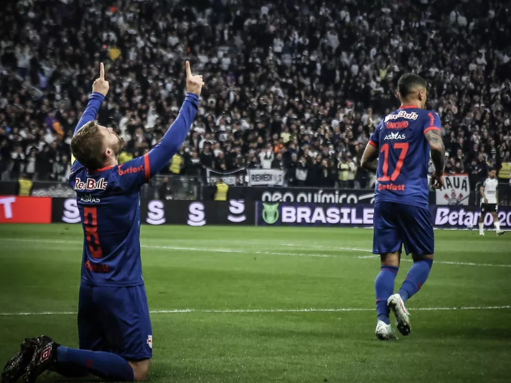 Corinthians 1 x 2 Red Bull Bragantino – Timão leva gol no fim e cai na Arena