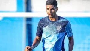 Atlético-GO acerta a contratação de lateral do Confiança