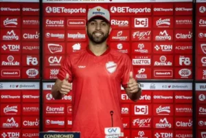 Guarani acerta a contratação de atacante do Vila Nova