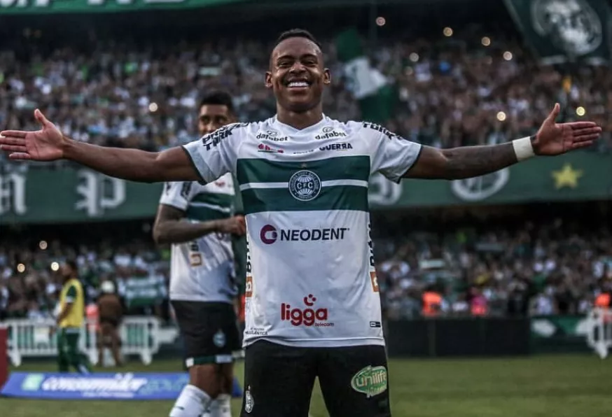Coritiba recebe quase R$ 50 milhões por venda de Igor Paixão 2 Igor Paixão - Coritiba