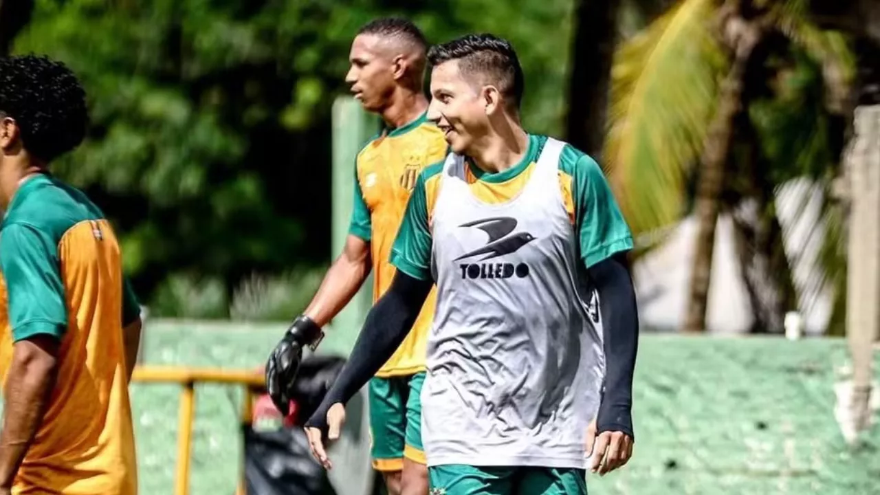 Cavi desfalca Sampaio Corrêa contra o Imperatriz por suspensão 2 Cavi desfalca Sampaio Corrêa contra o Imperatriz por suspensão (Foto: Ronald Felipe/SCFC)