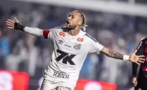 Cleber Xavier faz elogios e vê Neymar com dupla função no Santos