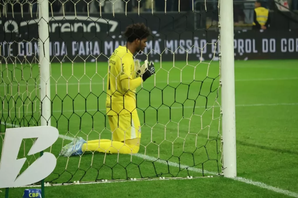 Corinthians 0 x 0 Cruzeiro - Timão segura líder do Brasileirão 2 Corinthians Cruzeiro Foto Reinaldo Calcade 1