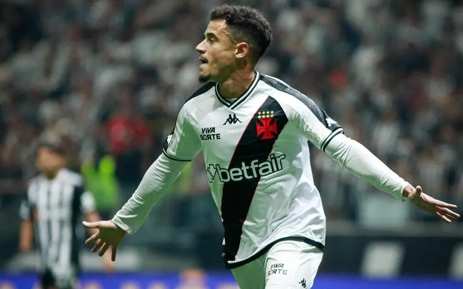 Coutinho rescinde com o Aston Villa e renova vínculo com o Vasco