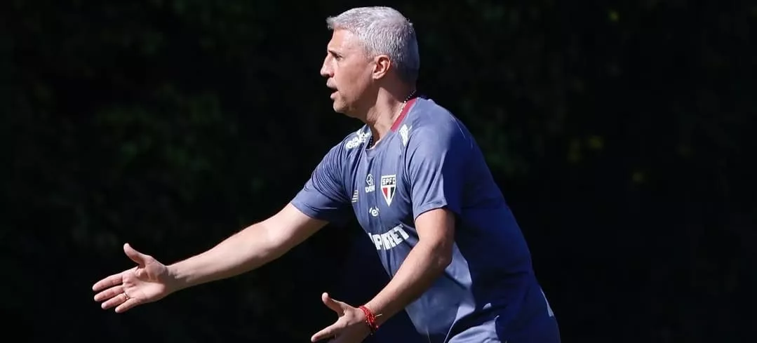 Crespo arma São Paulo para segurar Flamengo na volta do Brasileirão 1 Crespo