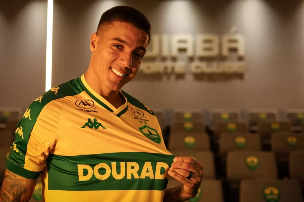 Cuiaba anuncia o atacante Carlos Alberto 1