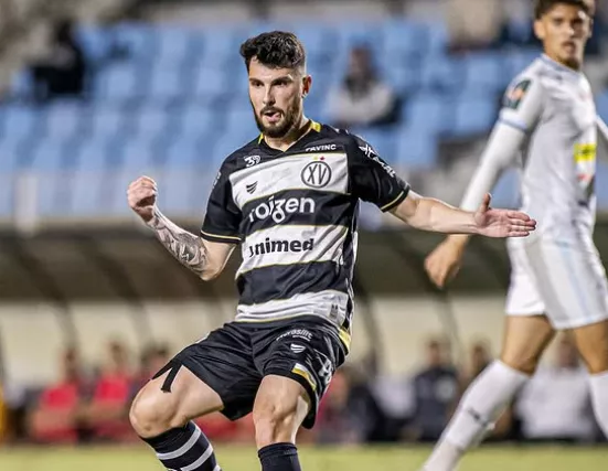 Elenco do XV de Piracicaba treina antes de voltar a campo pela Copa Paulista