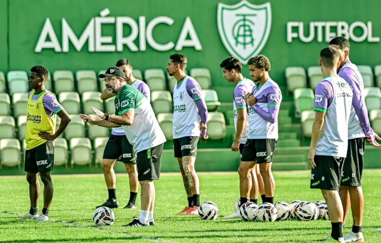 SÉRIE B: Duelo mineiro e sulista dão sequência à 15ª rodada