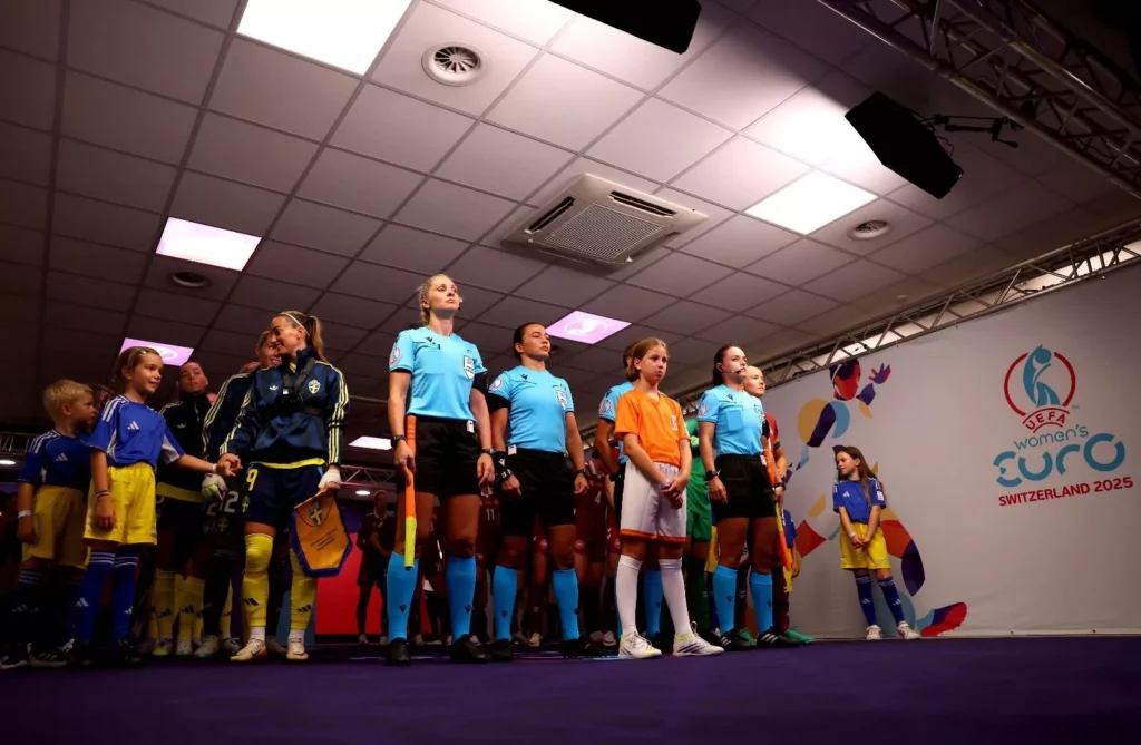 Semifinal da Eurocopa Feminina terá arbitragem brasileira