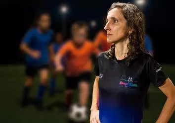 Fernanda Gimenes transforma o futebol em inclusão em Marília