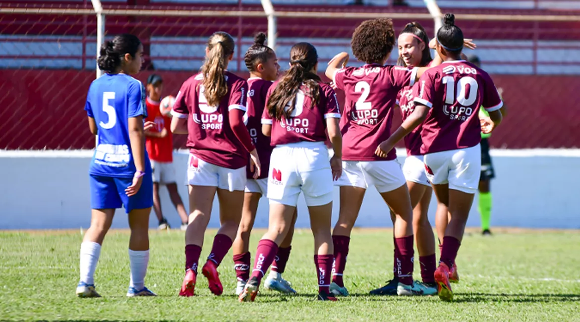 Sfera e Ferroviária estão nas semifinais do Paulista Feminino Sub 15