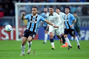Grêmio 1 x 1 Alianza Lima-PER - Barcos fecha a cova do Tricolor na Sul-Americana