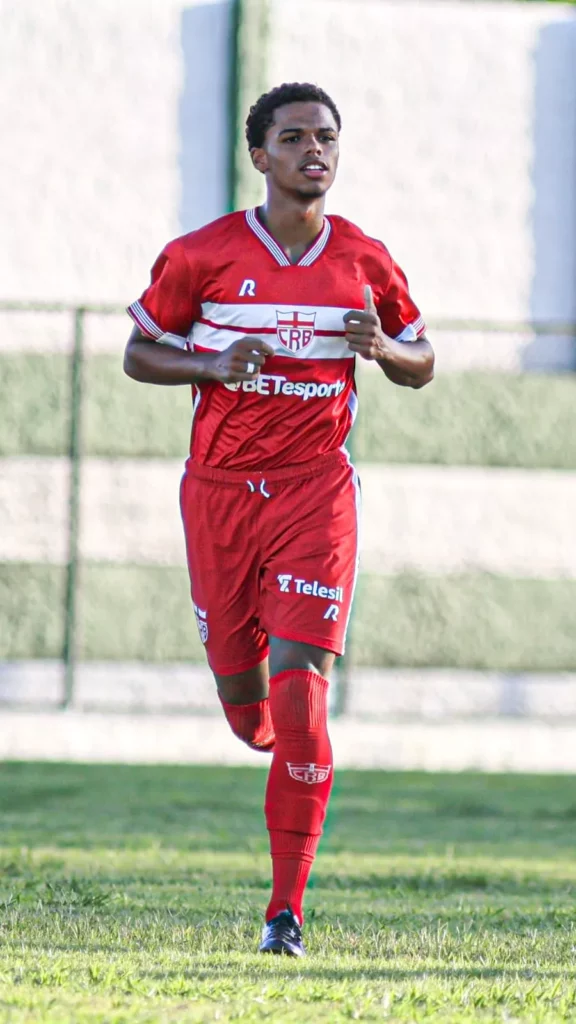 Volante se destaca no sub-20 do CRB e entra na mira de clube português 2 IMG 20250723 WA0012
