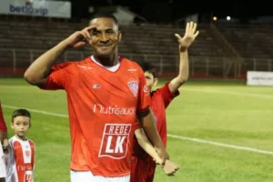 Pereira assume como técnico interino do Noroeste