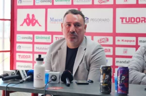 Noroeste oficializa técnico campeão da A2 de olho no Paulistão 2026