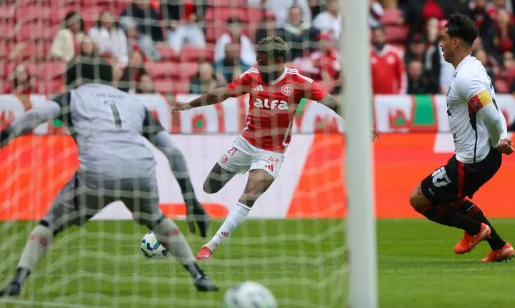 Internacional 1 x 0 Vitória - Sorte e fim de jejum no Brasileiro 2 Brasileirão - 2025