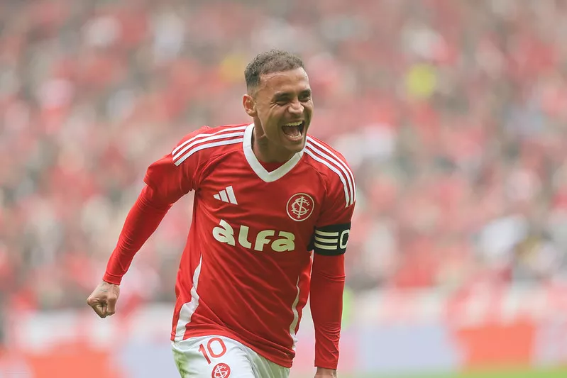 Internacional bate Ceara no Brasileirao