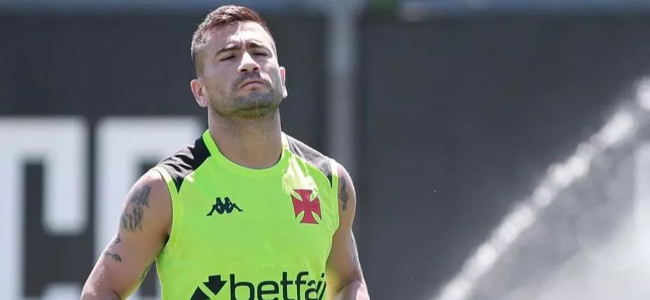 Clubes do Chile e do México monitoram meia do Vasco