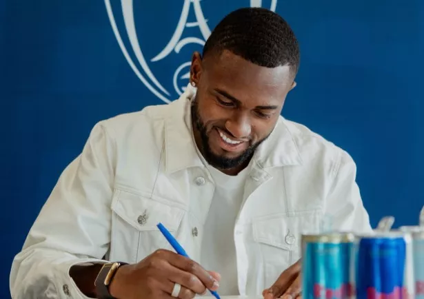 Paris FC anuncia Otávio, ex-Porto, como primeiro reforço de peso