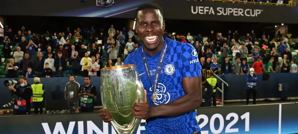 Campeão europeu pelo Chelsea tem interesse em jogar no Brasil