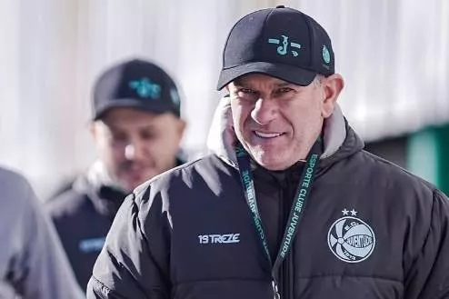 Claudio Aparecido Tencati. Foto: Reprodução/Instagram/@ tencatitreinador