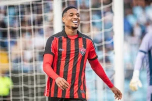 Confiança acerta contratação de Lawan para sequência da Série C