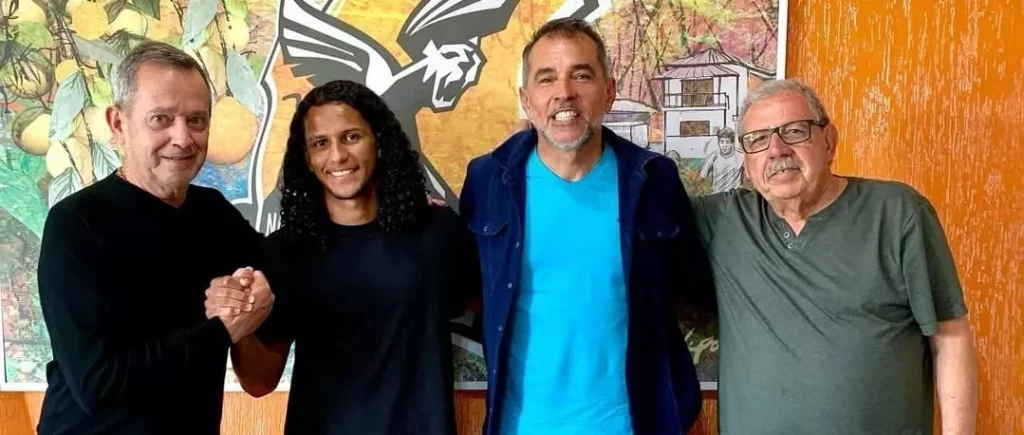 Destaque da Série D renova com Nova Iguaçu por mais três anos