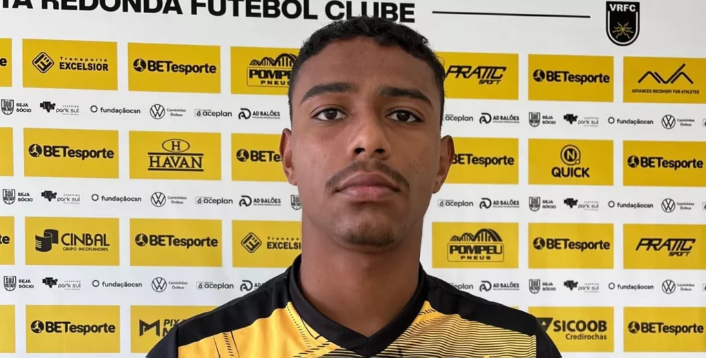 Série B: Volta Redonda oficializa a contratação de zagueiro do Vasco