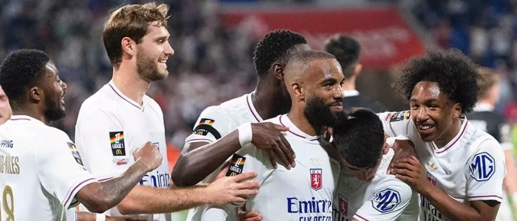 Lyon, de John Textor, tem recurso aceito e escapa do rebaixamento