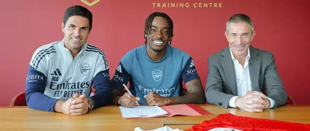 Arsenal anuncia Madueke, campeão do Mundial com o Chelsea