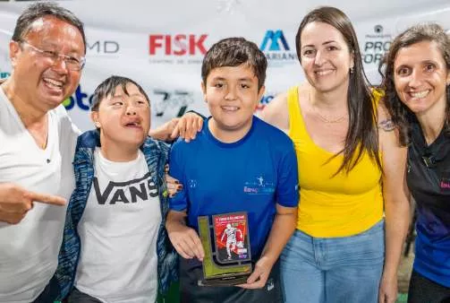 Fernanda Gimenes transforma o futebol em inclusão em Marília 2 Escola de Futebol - Marília