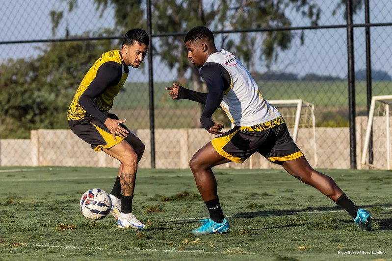 Meia celebra estreia no Novorizontino e projeta sequência da Série B 6 Meia celebra estreia pelo Novorizontino 2