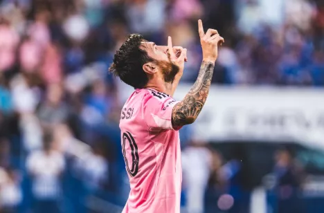 Messi 'esquece' Mundial e marca golaço na volta do Inter Miami à MLS 1 Messi esquece mundial e faz golaco na MLS