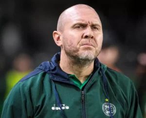 Mozart projeta escalação do Coritiba contra o CRB