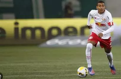 De repente, Nathan Camargo vira destaque até na Universal 2 Guarani - 2025