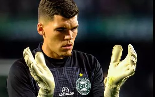 Pedro Morisco sofreu 5 gols. Foto: CFC