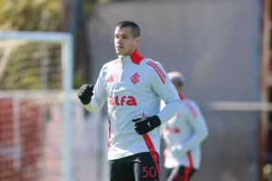 Alan Benítez já treina no Internacional e fala sobre adaptação