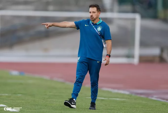 Ramon Menezes convoca santistas Gabriel Bontempo e Luca para a seleção brasileira sub-20