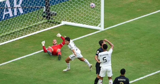 Xabi Alonso exalta postura do Real e já projeta quartas: ‘Estaremos atentos’